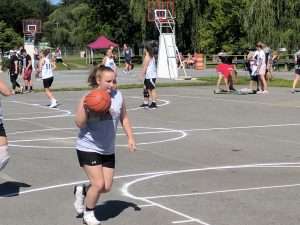 womens basketball outside